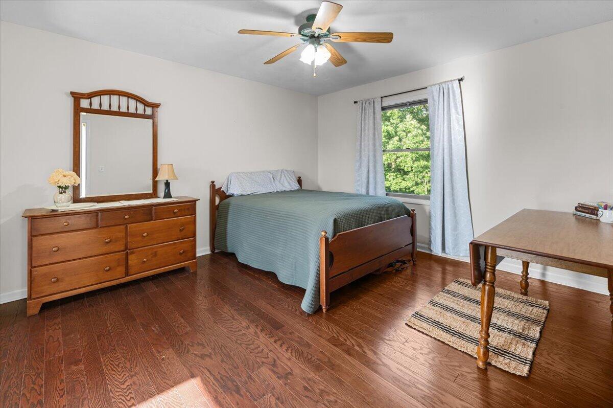 16005 Sheridan Road Property Photo 25