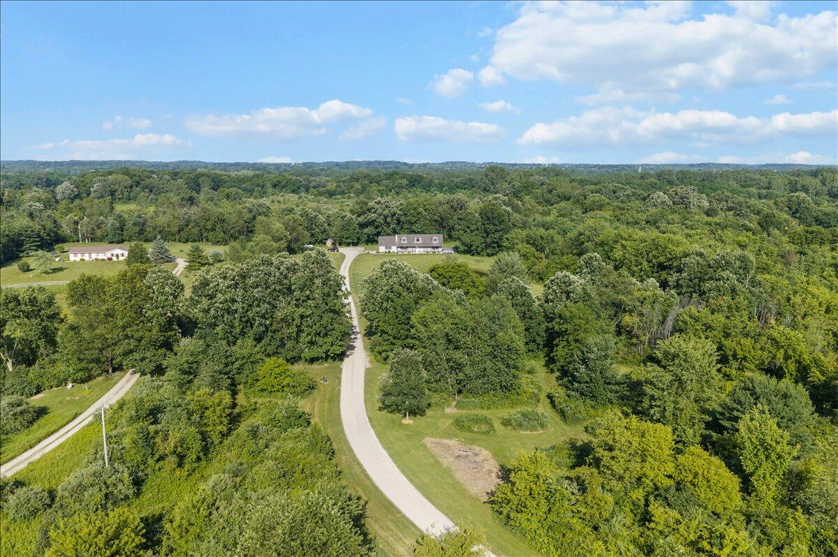 16005 Sheridan Road Property Photo 43