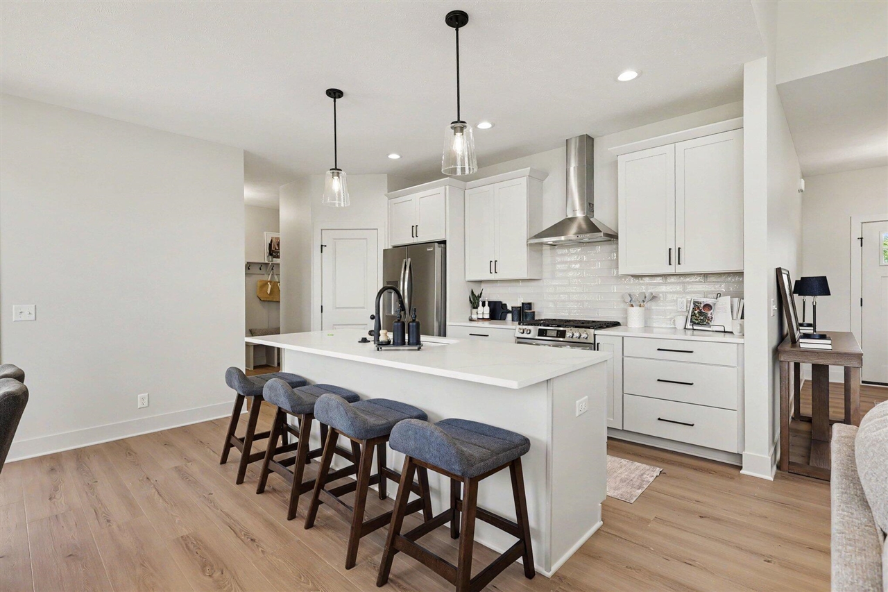9585 Fields Drive Property Photo 10
