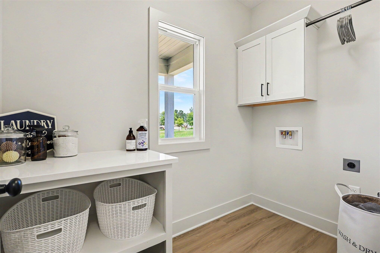 9585 Fields Drive Property Photo 20