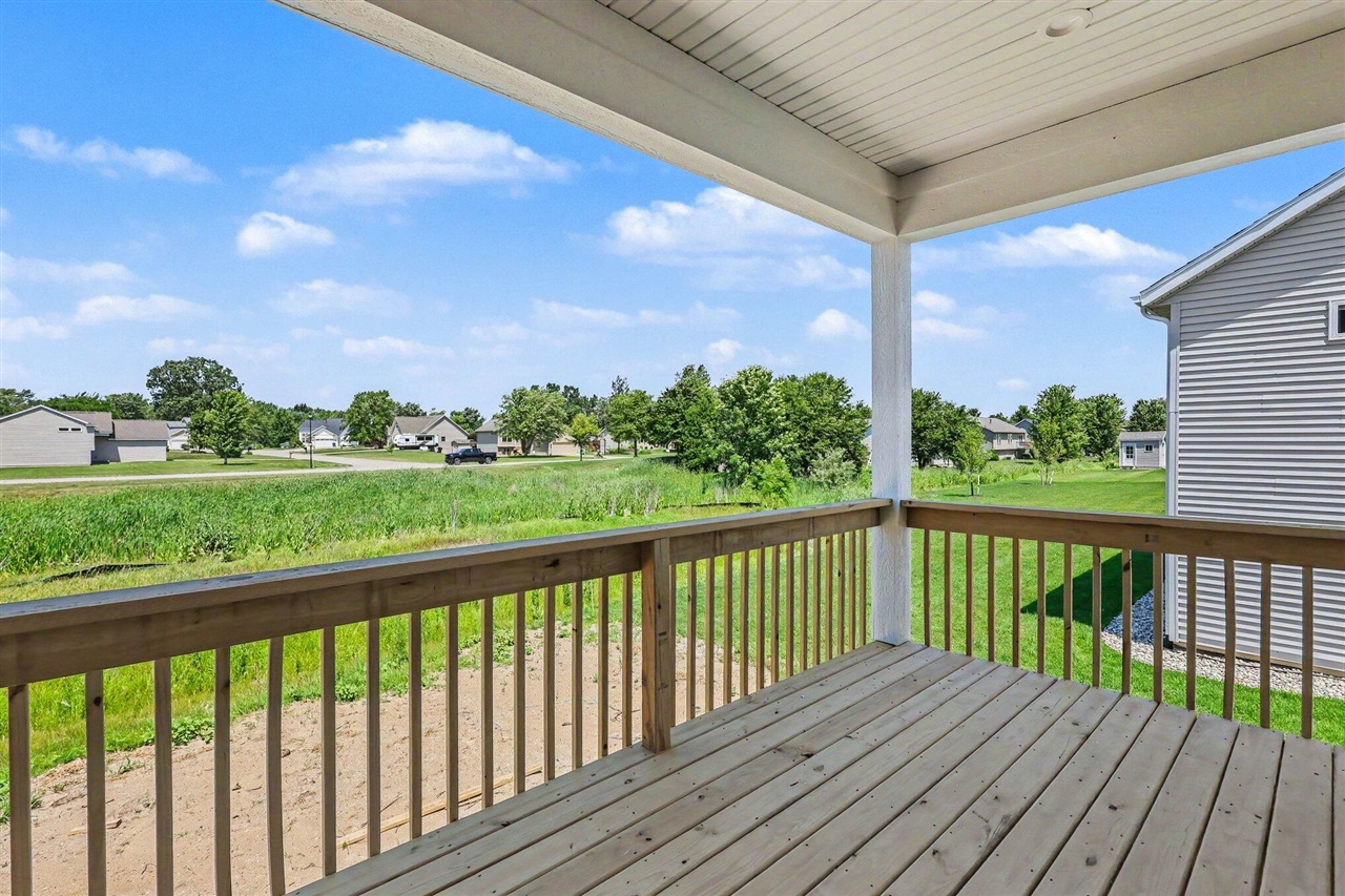 9585 Fields Drive Property Photo 25