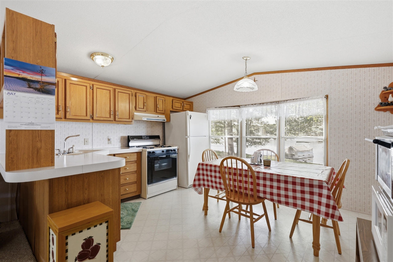 3473 N Shore Drive Property Photo 13