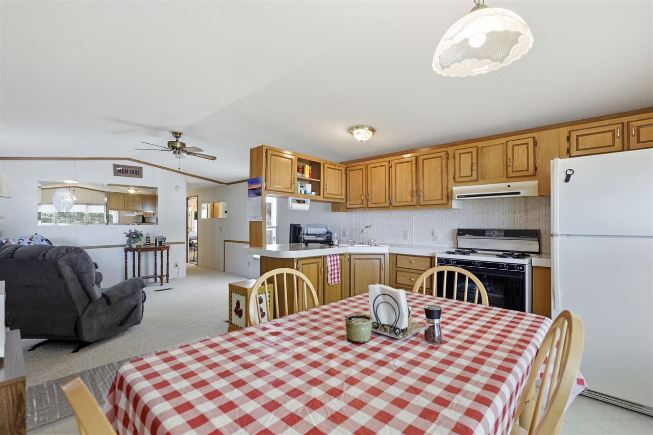 3473 N Shore Drive Property Photo 14