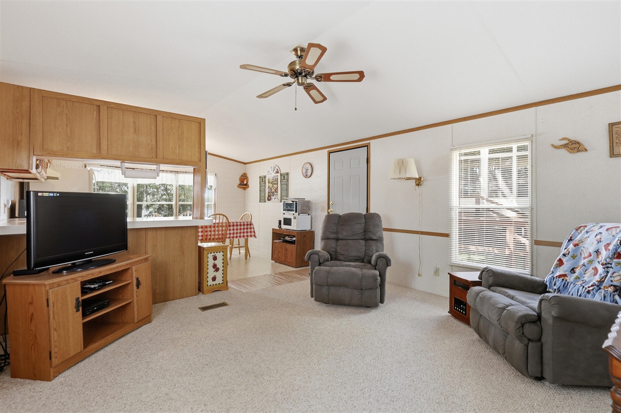 3473 N Shore Drive Property Photo 16