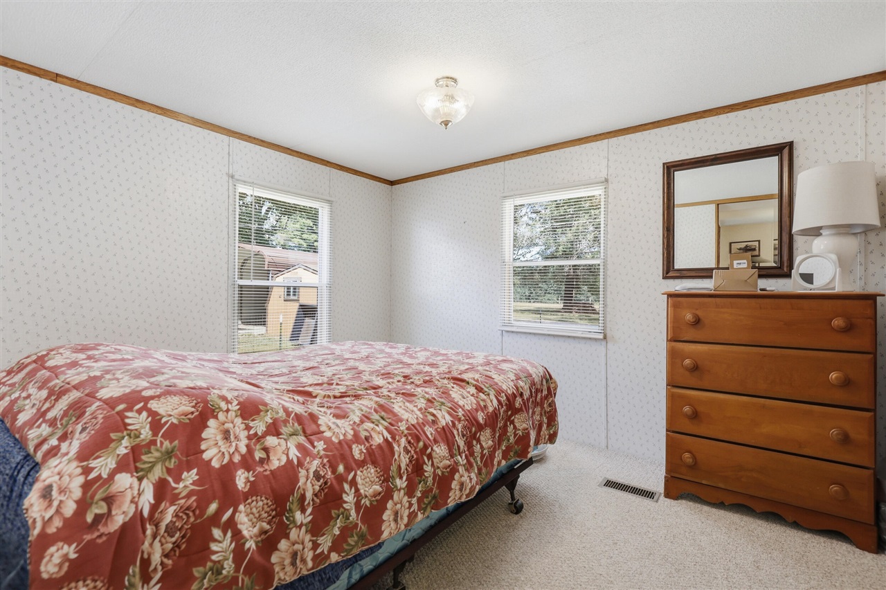3473 N Shore Drive Property Photo 19