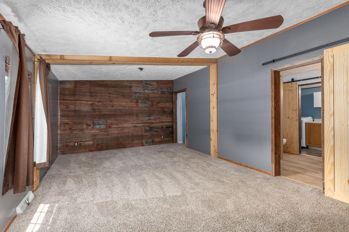 18720 Stonehouse Road Property Photo 11