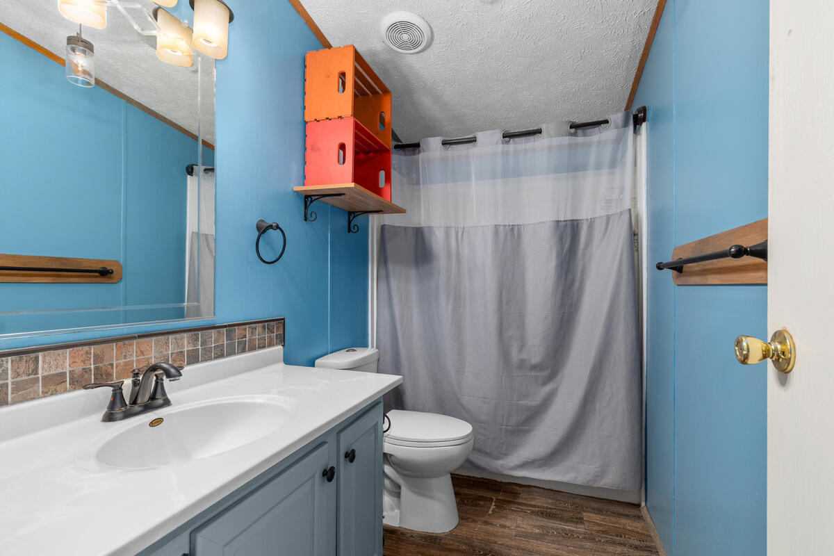 18720 Stonehouse Road Property Photo 16
