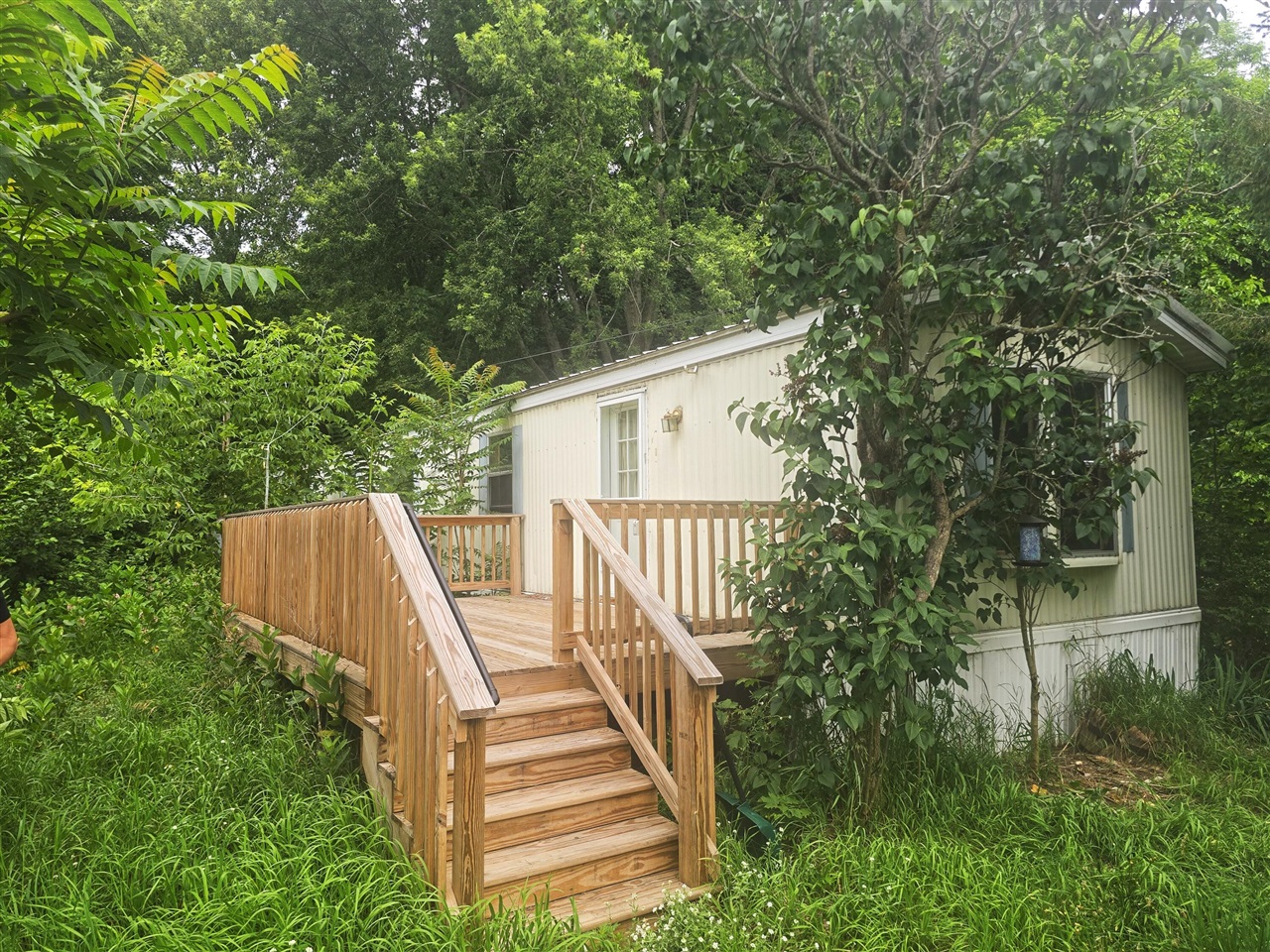 123 Sessions Road Property Photo 13