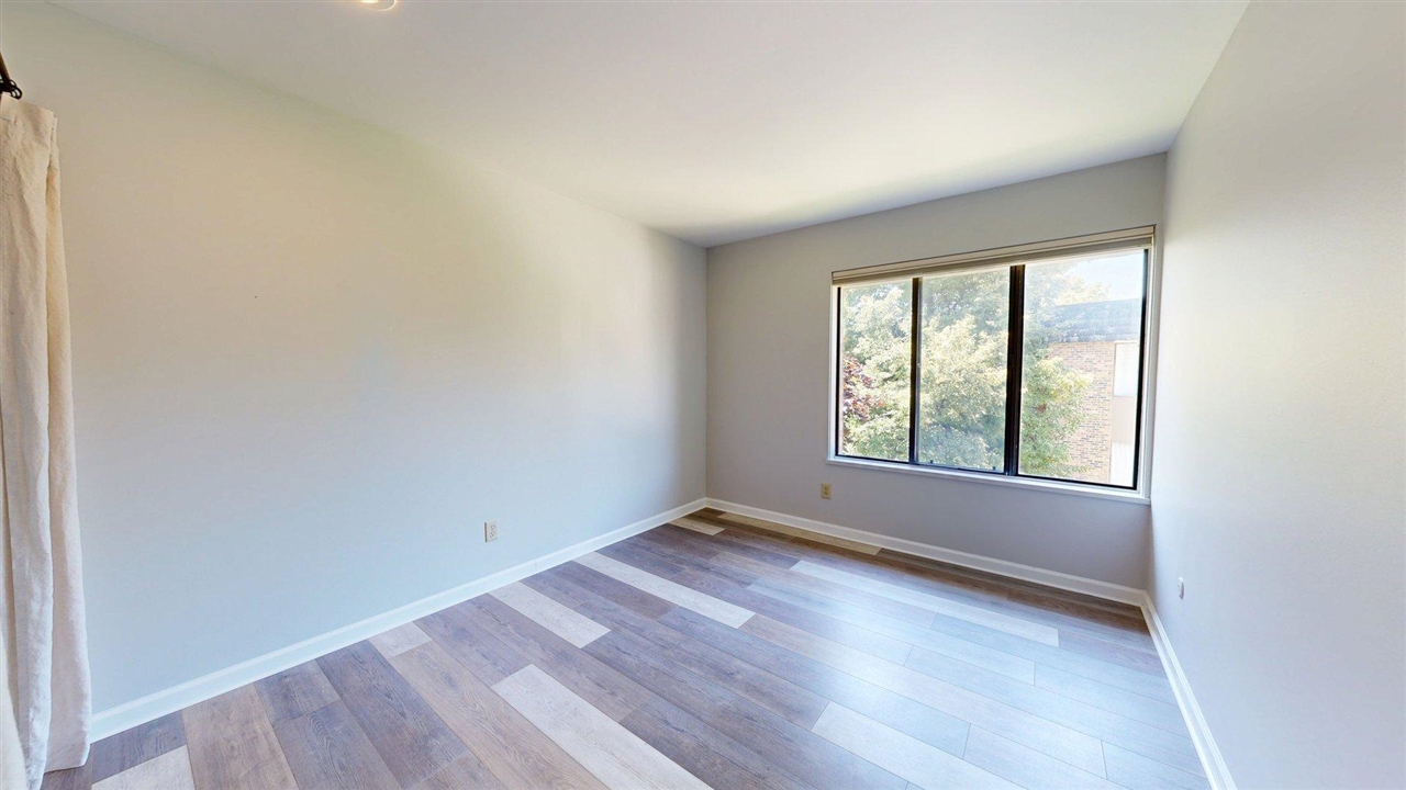 2108 Pauline Boulevard Property Photo 12