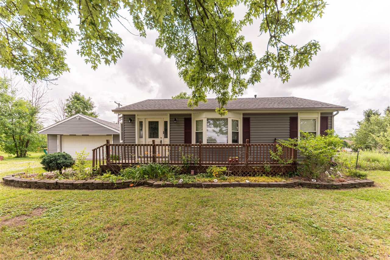 6637 Hitchingham Road Property Photo 1