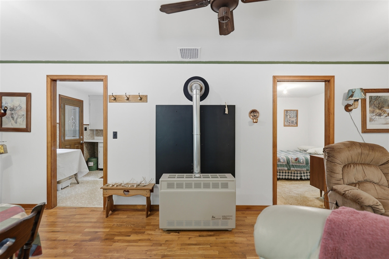 7 E Johnson Road Property Photo 15