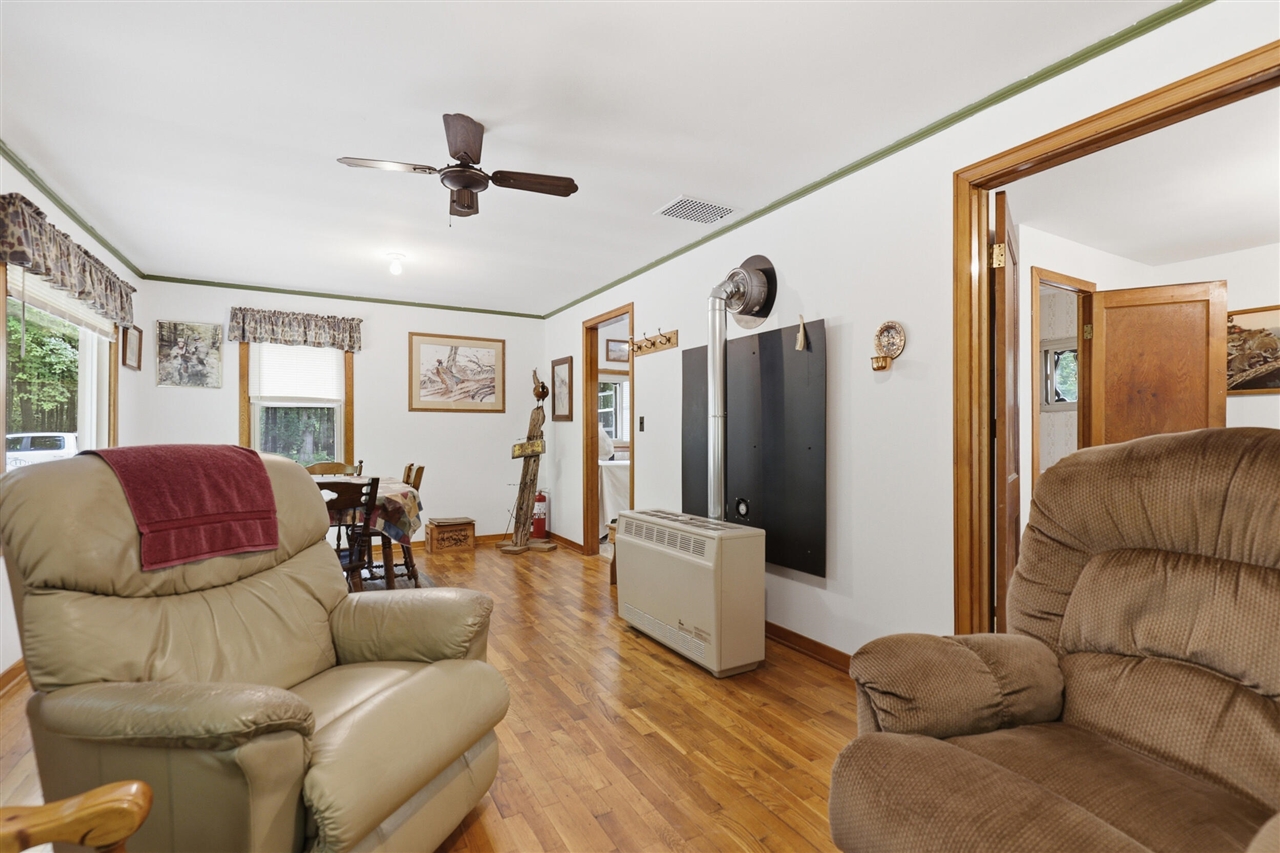 7 E Johnson Road Property Photo 16