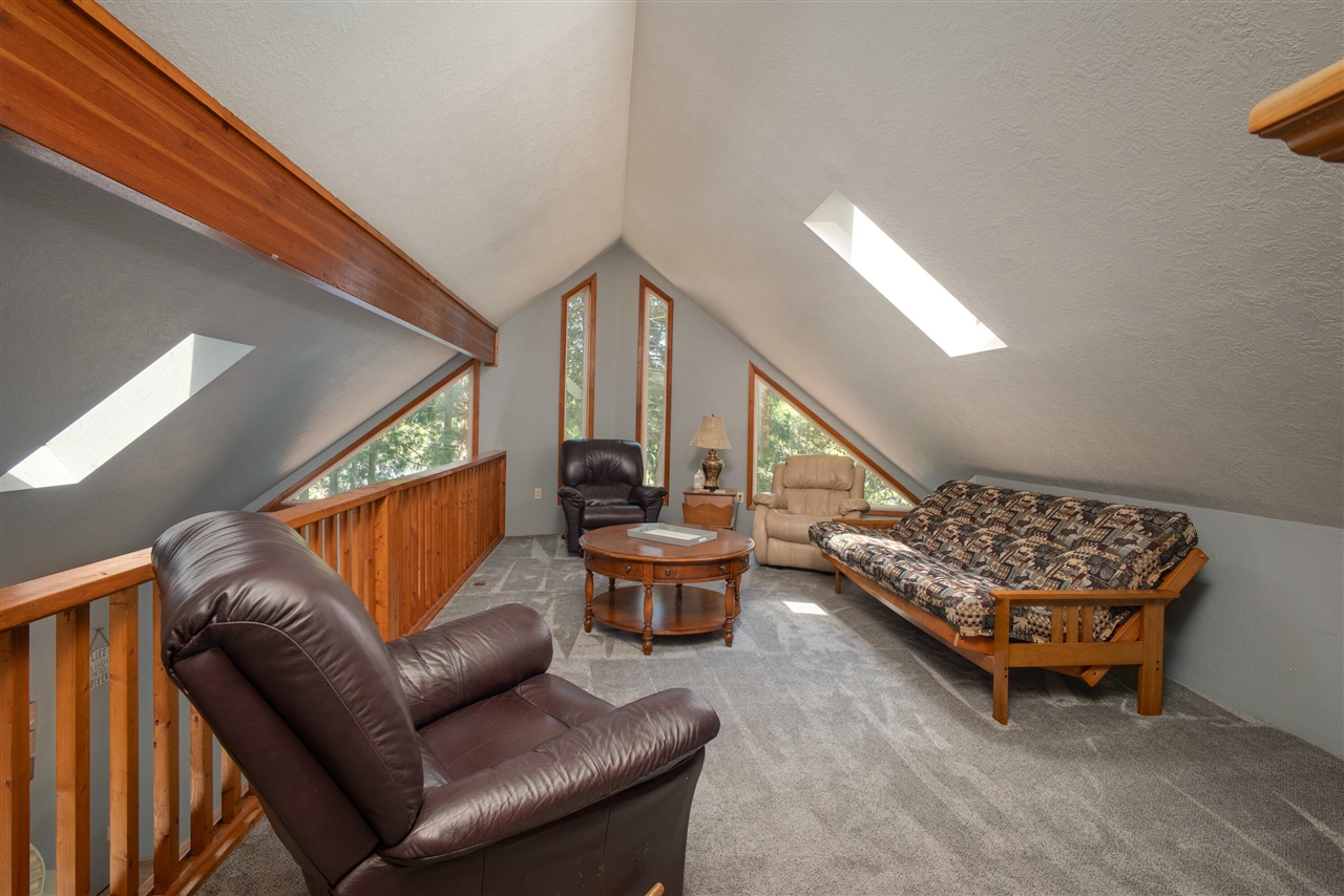 6954 Aarwood Property Photo 18