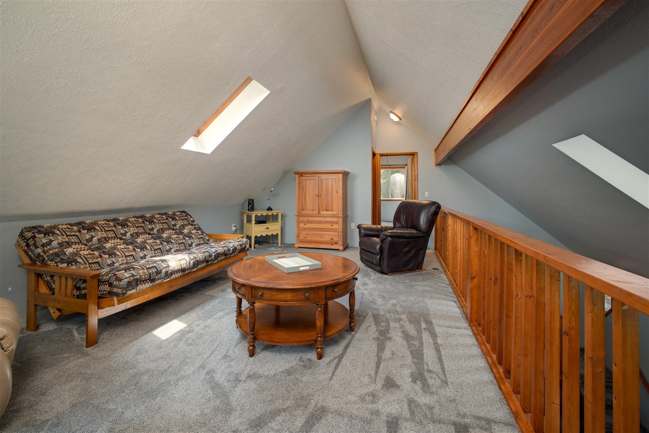 6954 Aarwood Property Photo 19
