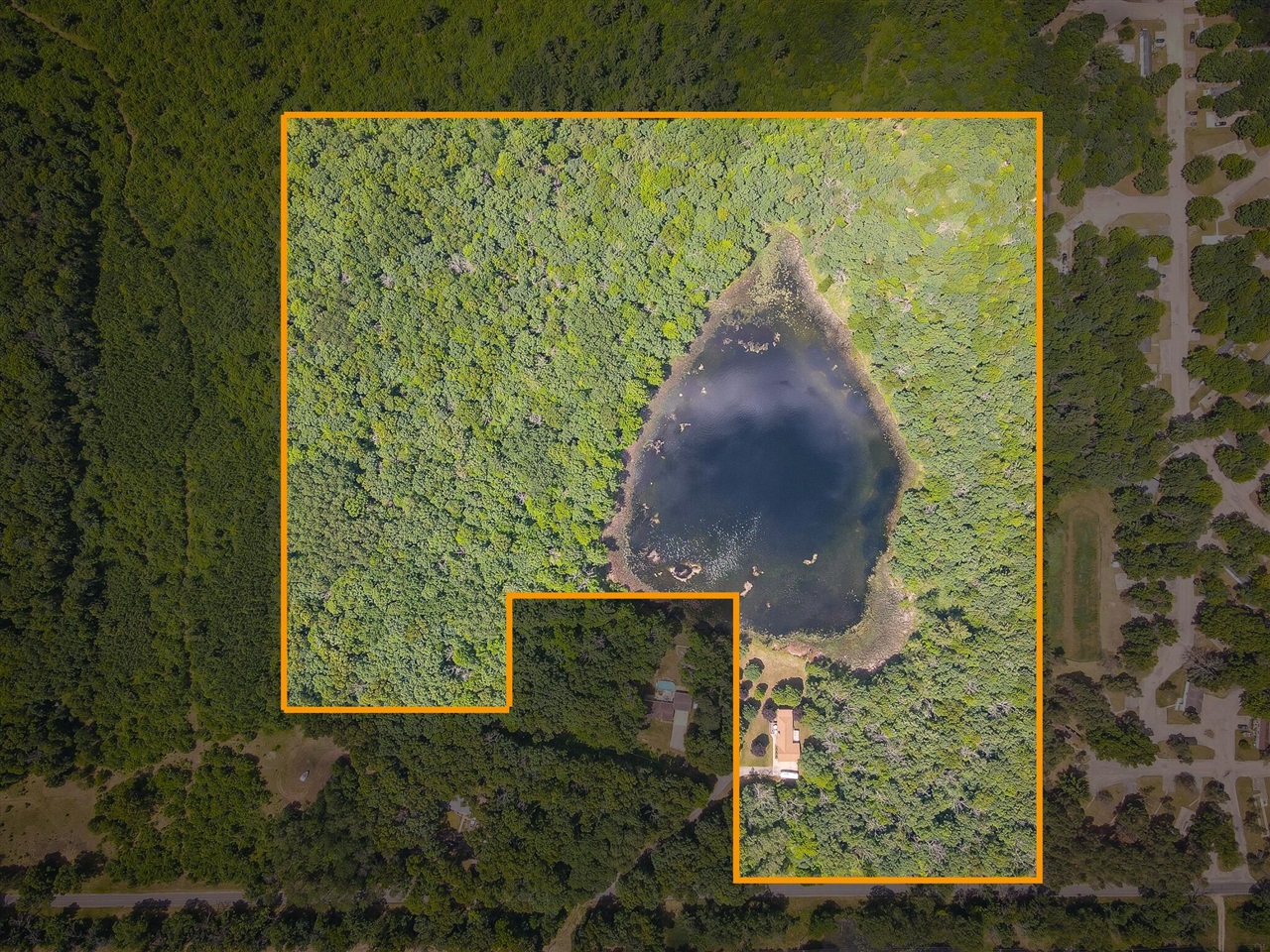 9411 Maple Hill Road Property Photo 2