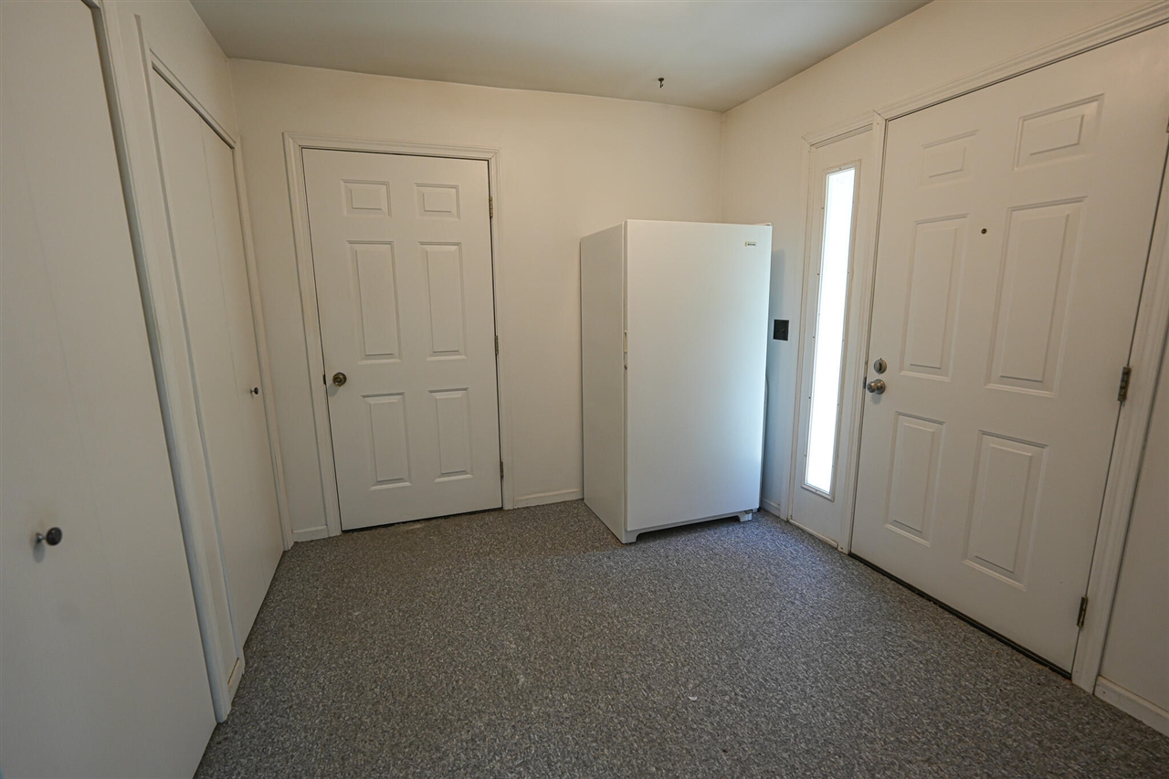 9411 Maple Hill Road Property Photo 7
