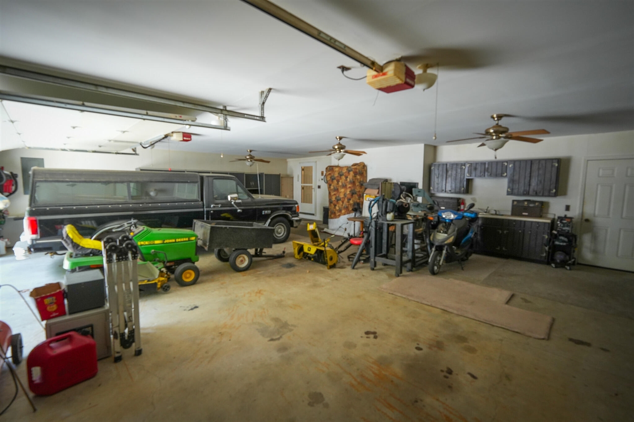 9411 Maple Hill Road Property Photo 31