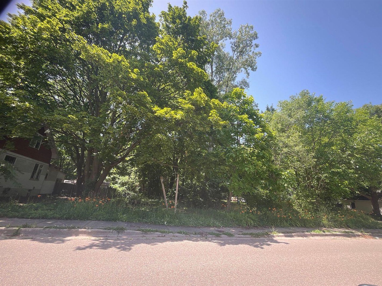 1320 Bryant Street Property Photo 3