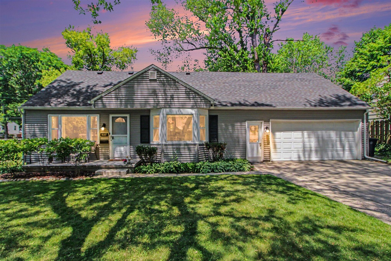 1607 Anderson Avenue Property Photo 3
