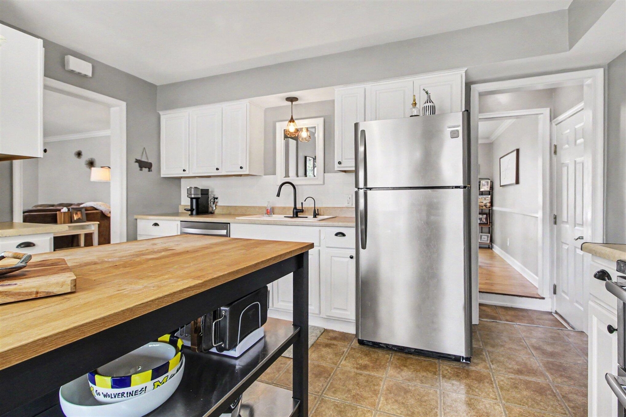1607 Anderson Avenue Property Photo 8