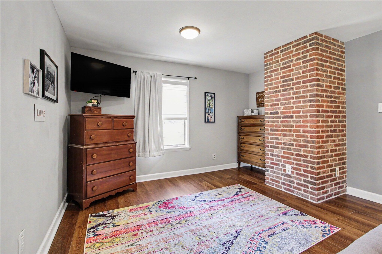 1607 Anderson Avenue Property Photo 17