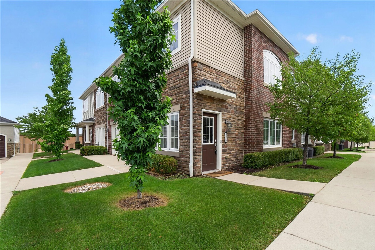 5510 Arbor Chase Drive Property Photo 4
