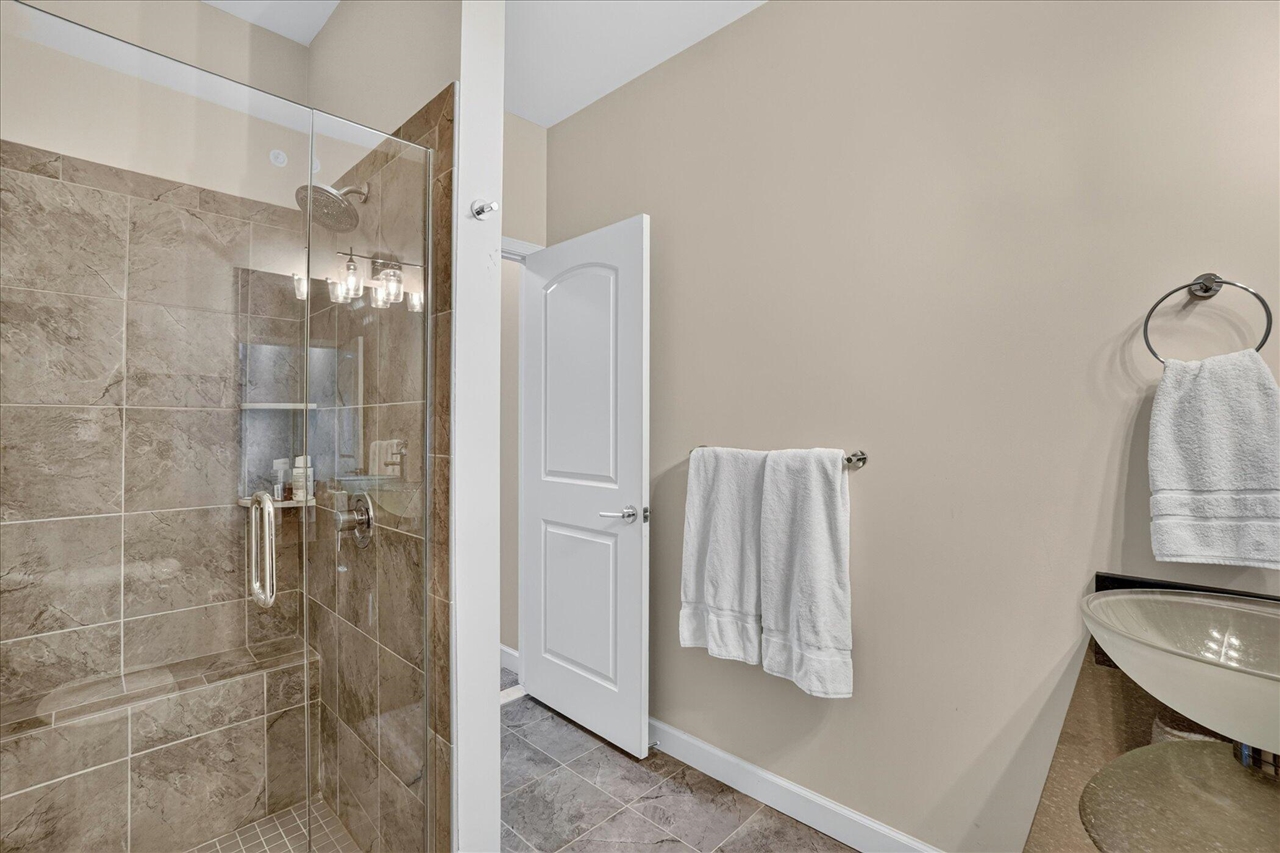 5510 Arbor Chase Drive Property Photo 25