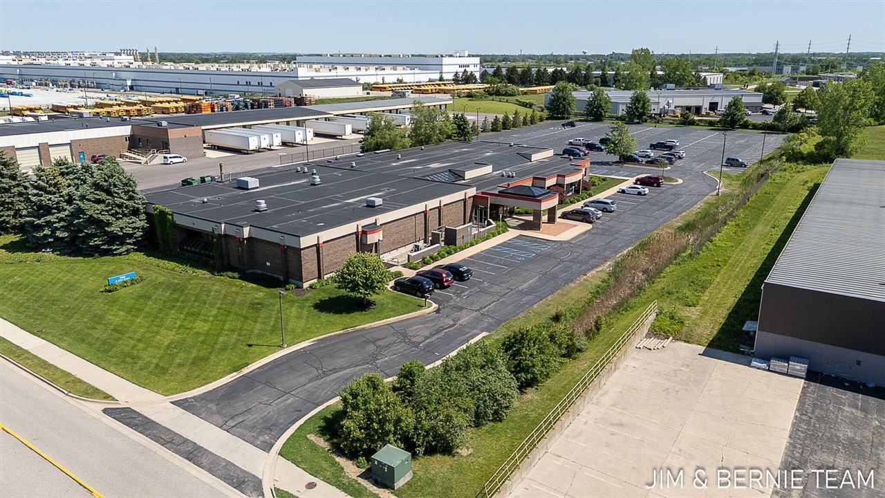 70543697 Property Photo 2