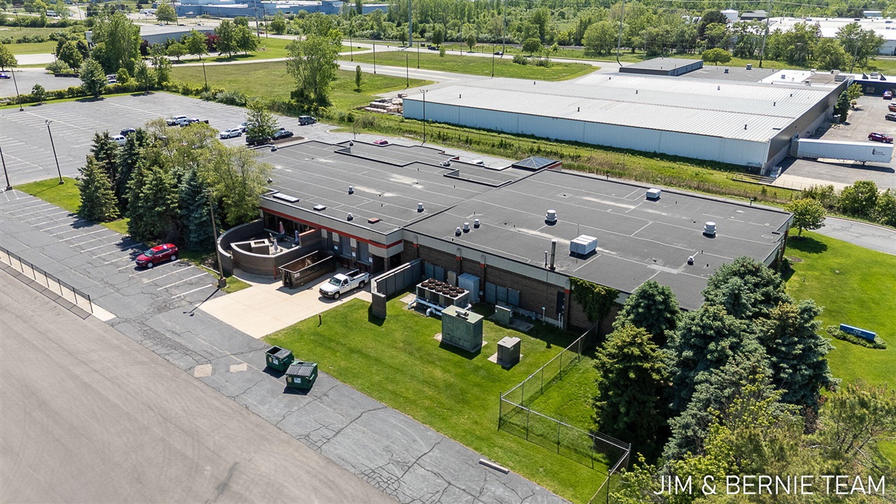 70543697 Property Photo 4