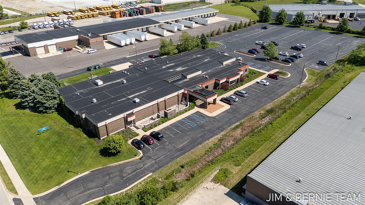 70543697 Property Photo 11