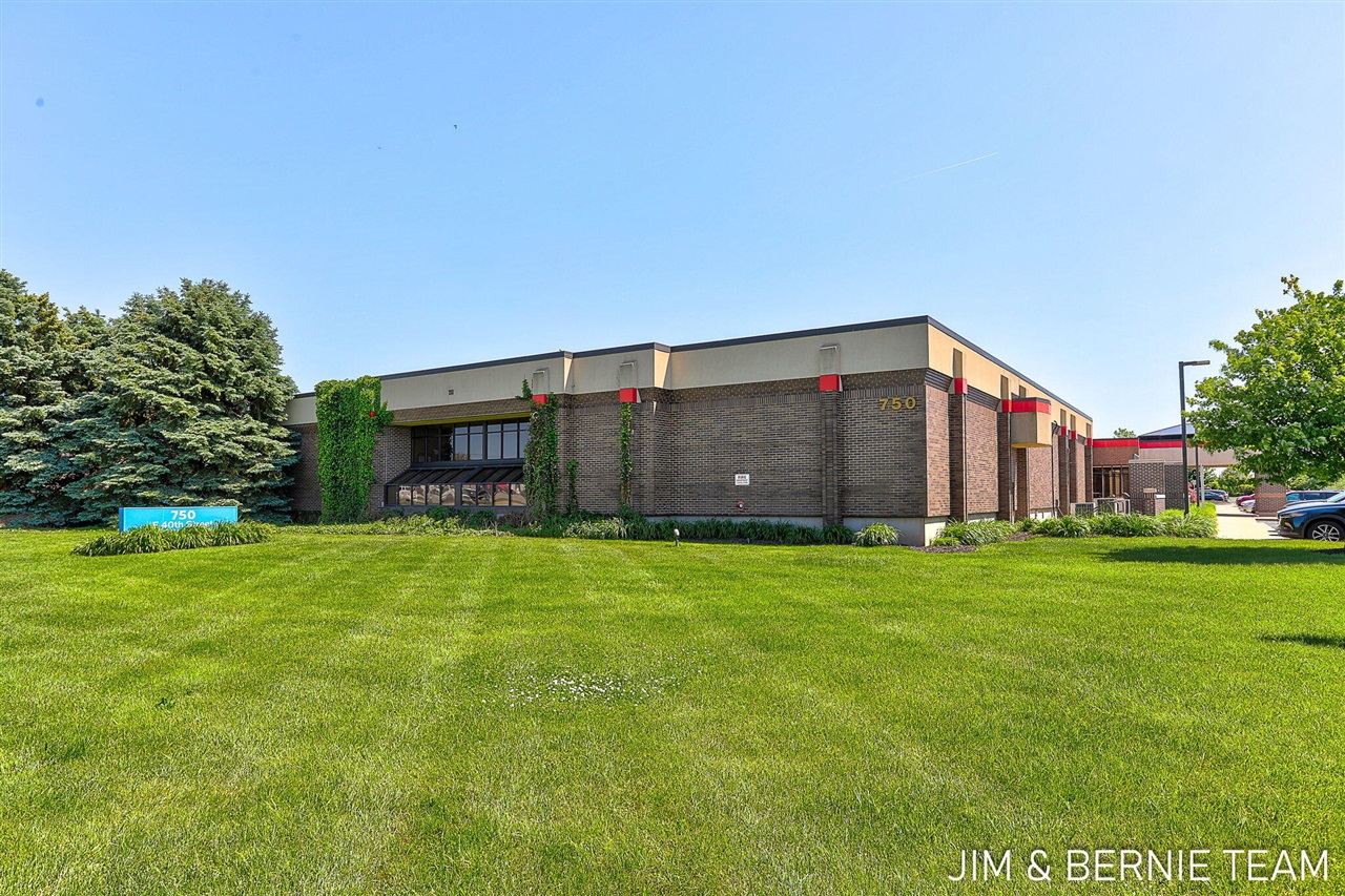 70543697 Property Photo 21