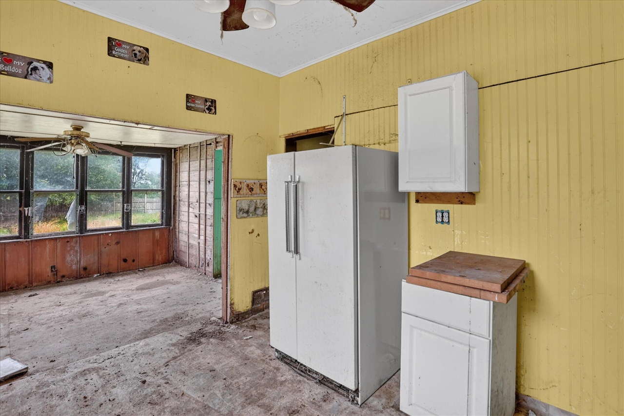 2429 W Huron Line Road Property Photo 14