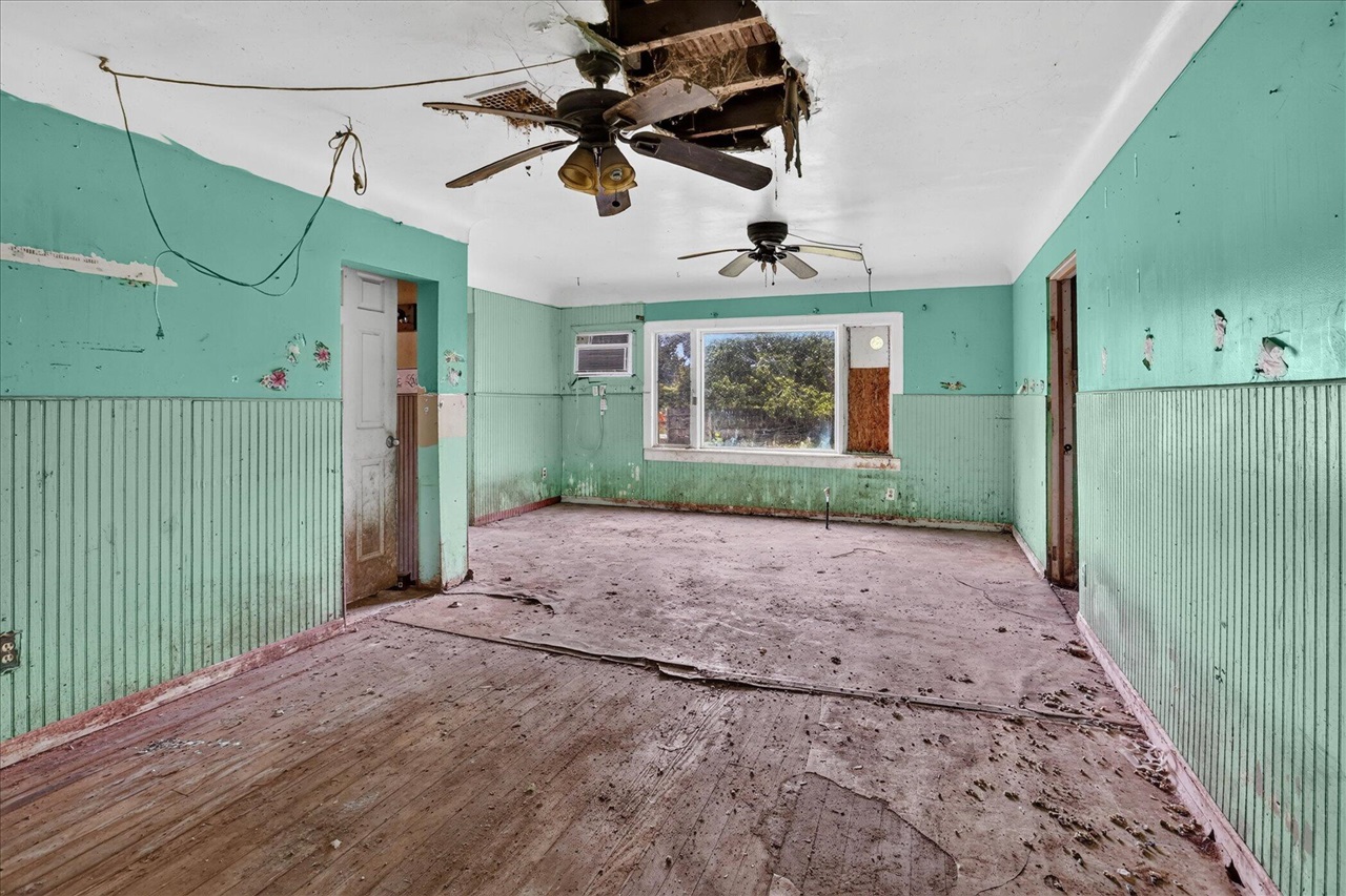2429 W Huron Line Road Property Photo 21