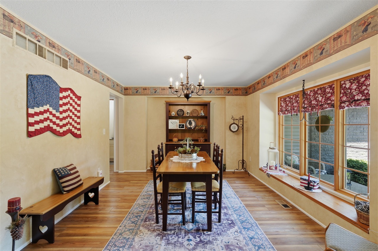 10525 Antcliff Property Photo 6