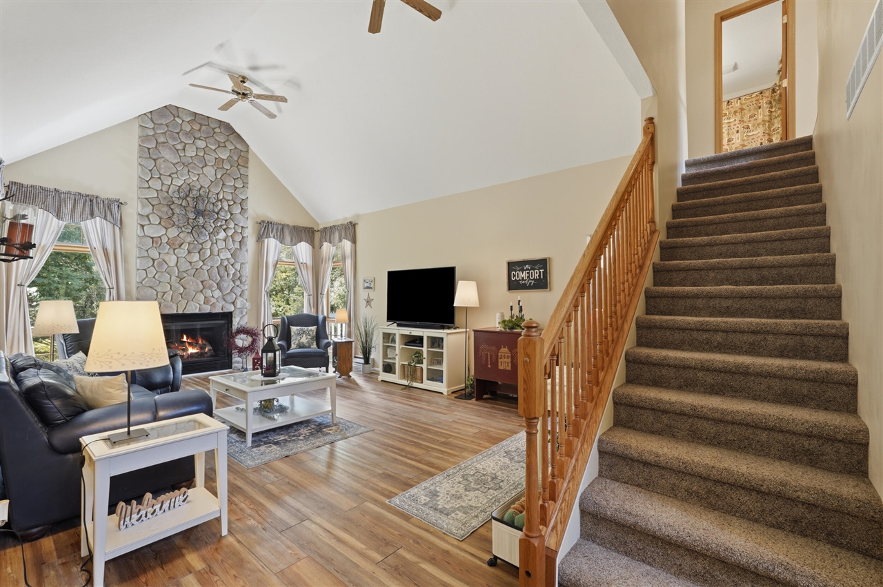 10525 Antcliff Property Photo 8