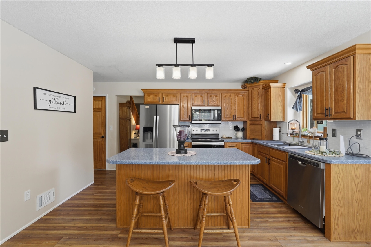 10525 Antcliff Property Photo 14