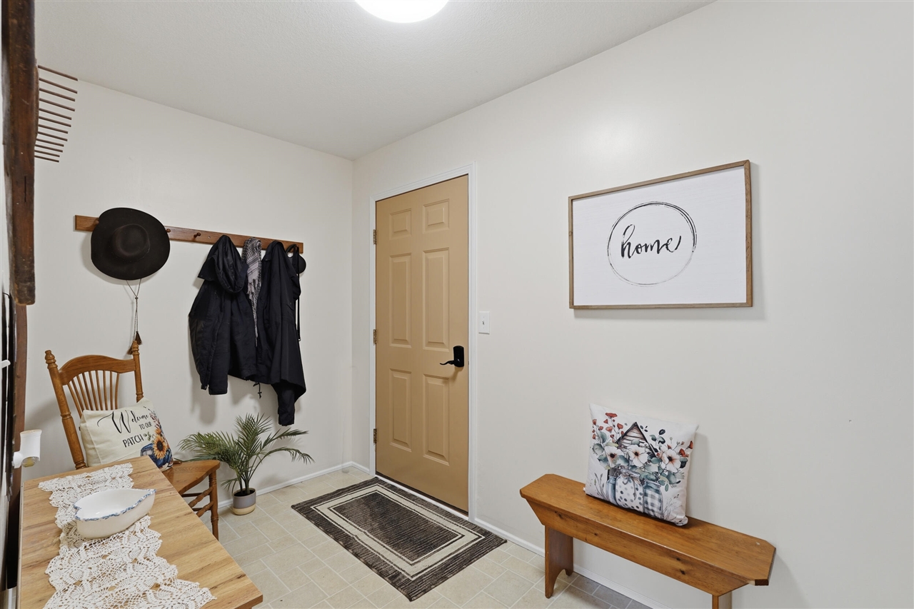 10525 Antcliff Property Photo 18