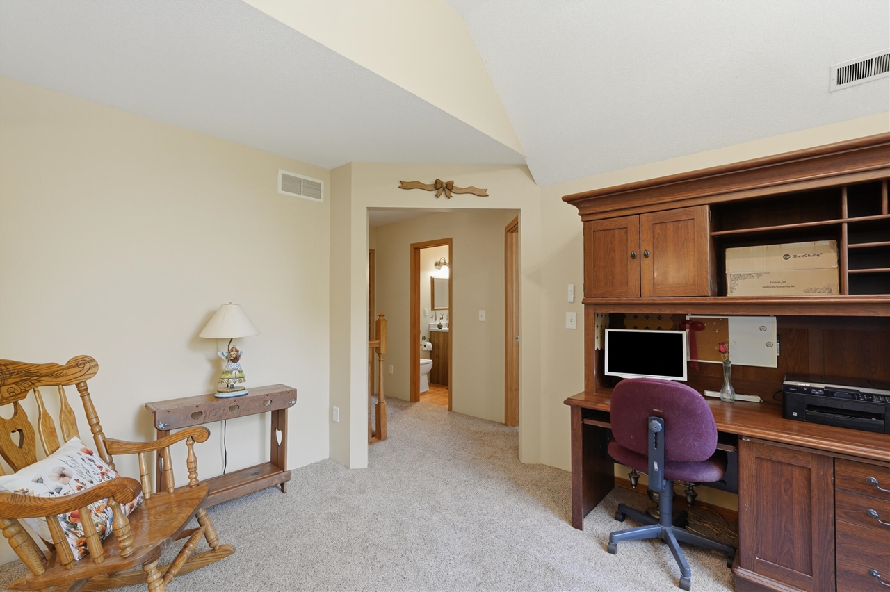 10525 Antcliff Property Photo 26