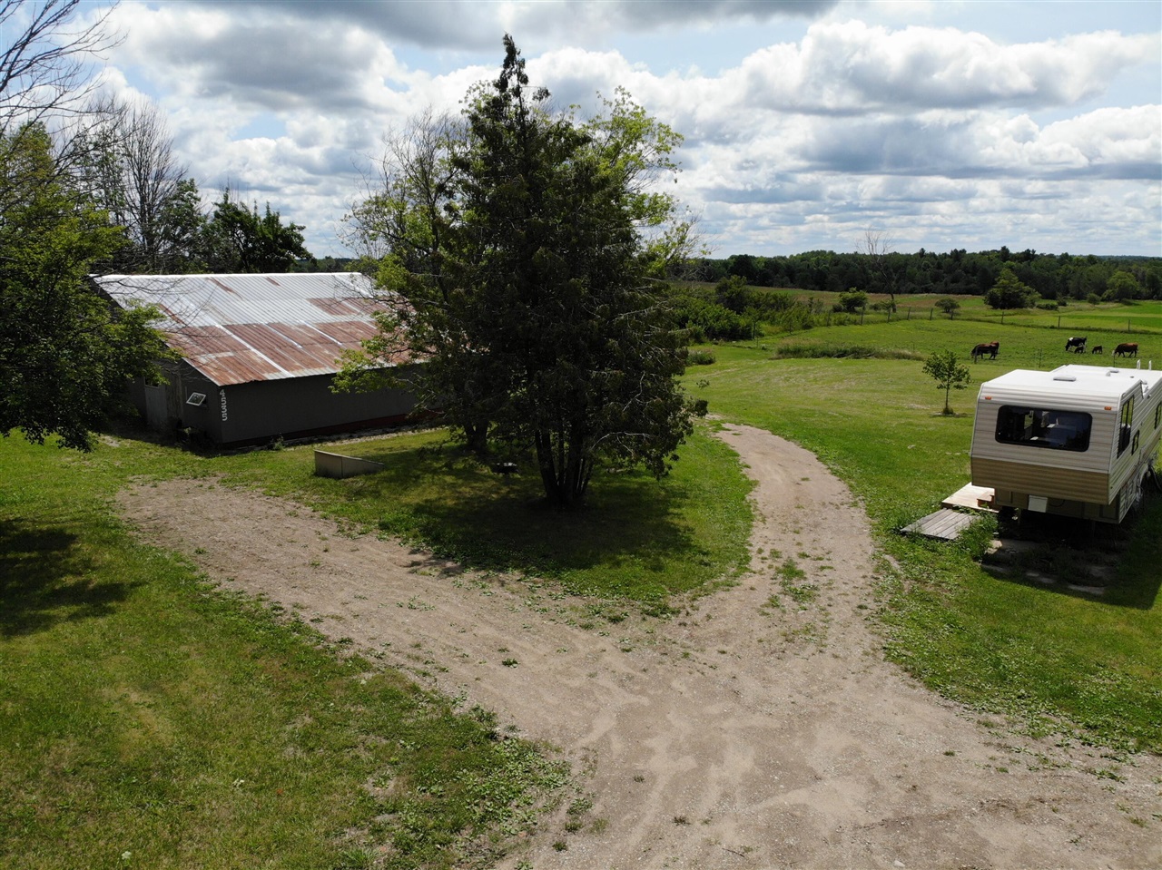 4535 20 Mile Road Property Photo 1