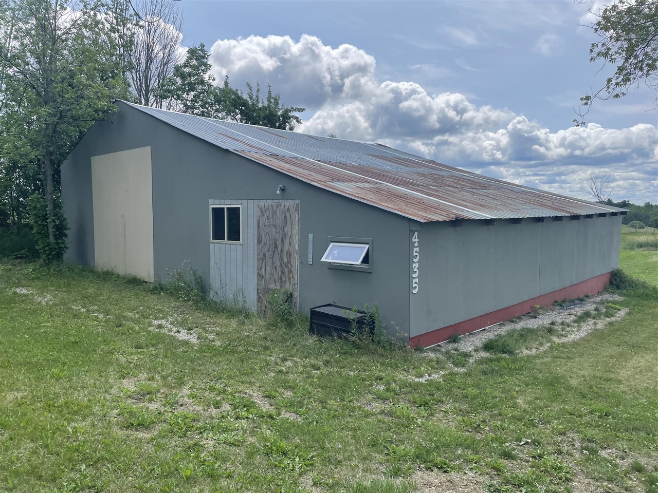 4535 20 Mile Road Property Photo 3