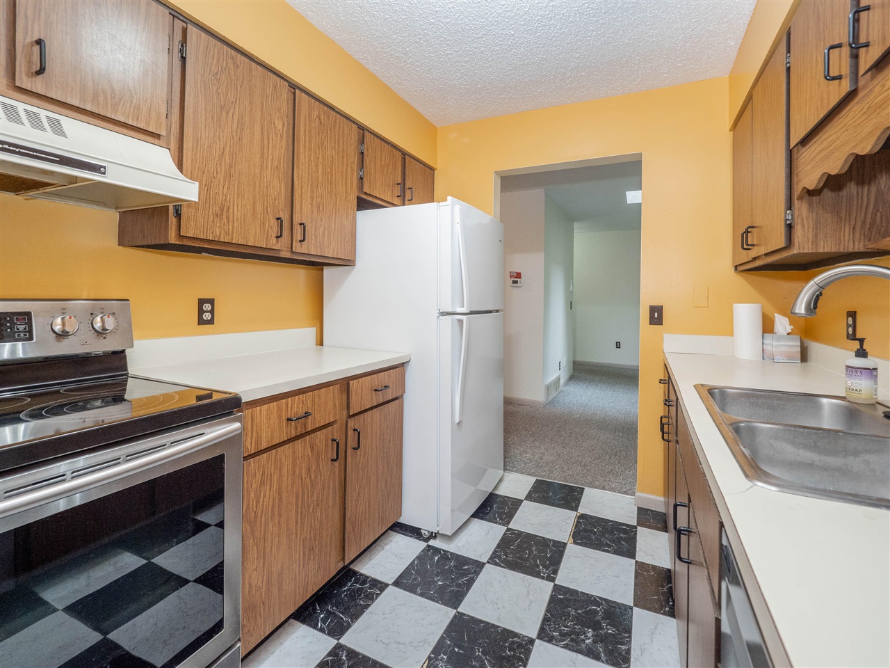 6109 Danford Creek Property Photo 11