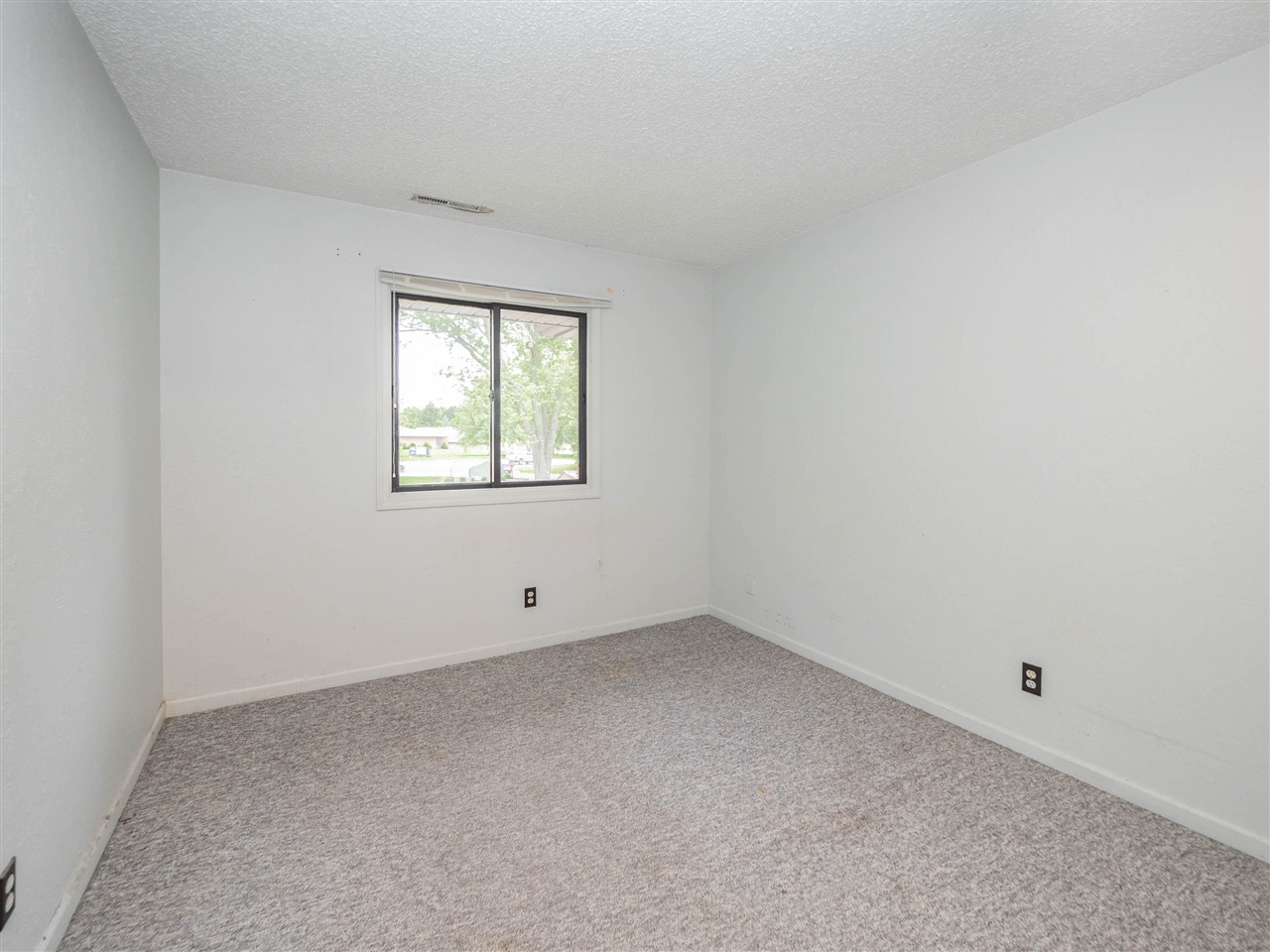6109 Danford Creek Property Photo 16