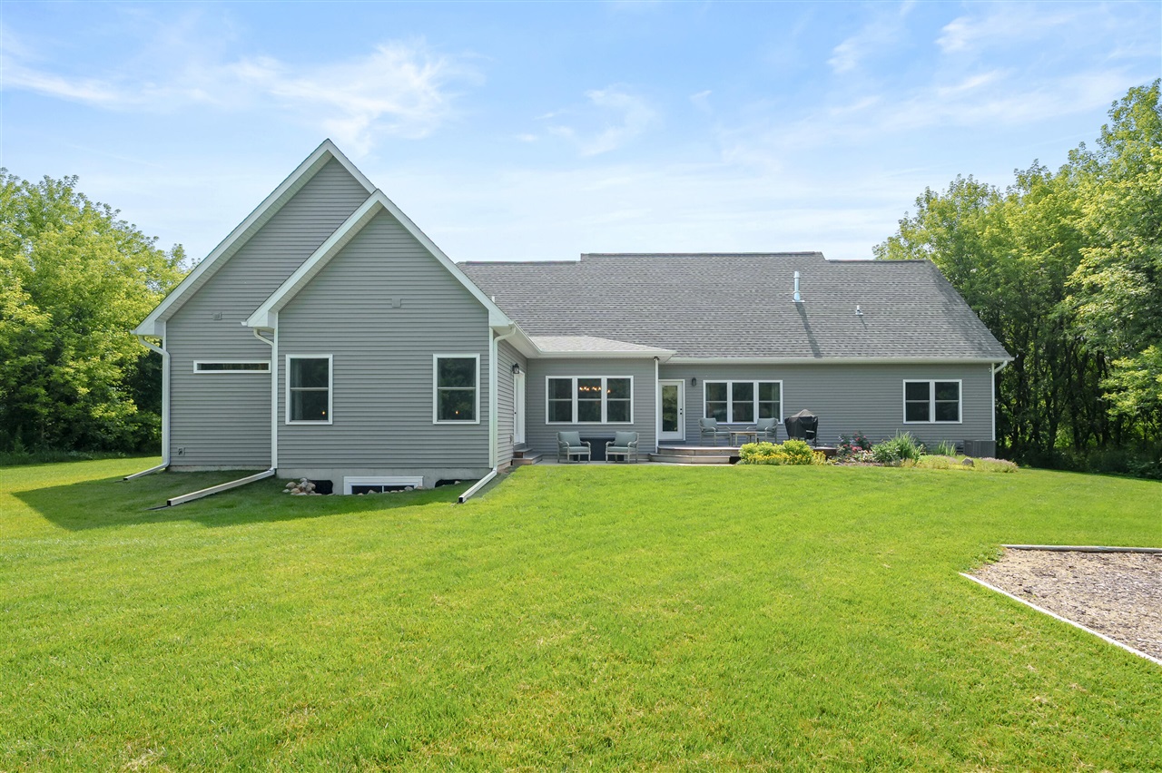 8817 Camomile Drive Property Photo 39