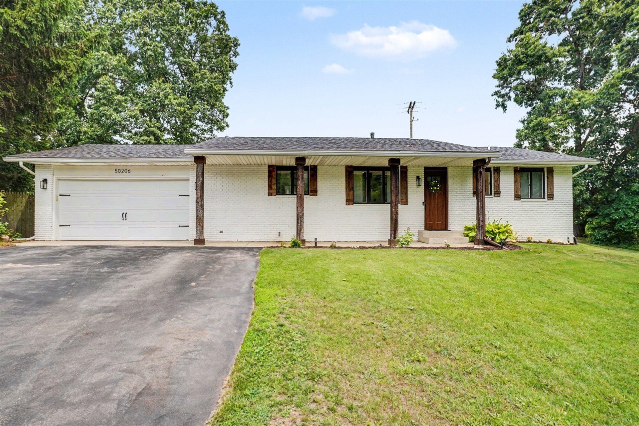 50206 Carino Court Property Photo 1