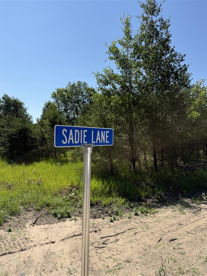 Sadie Ln Property Photo 4