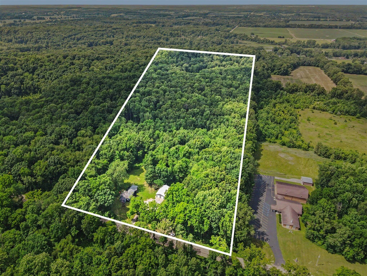 15068 Millard Road Property Photo 1