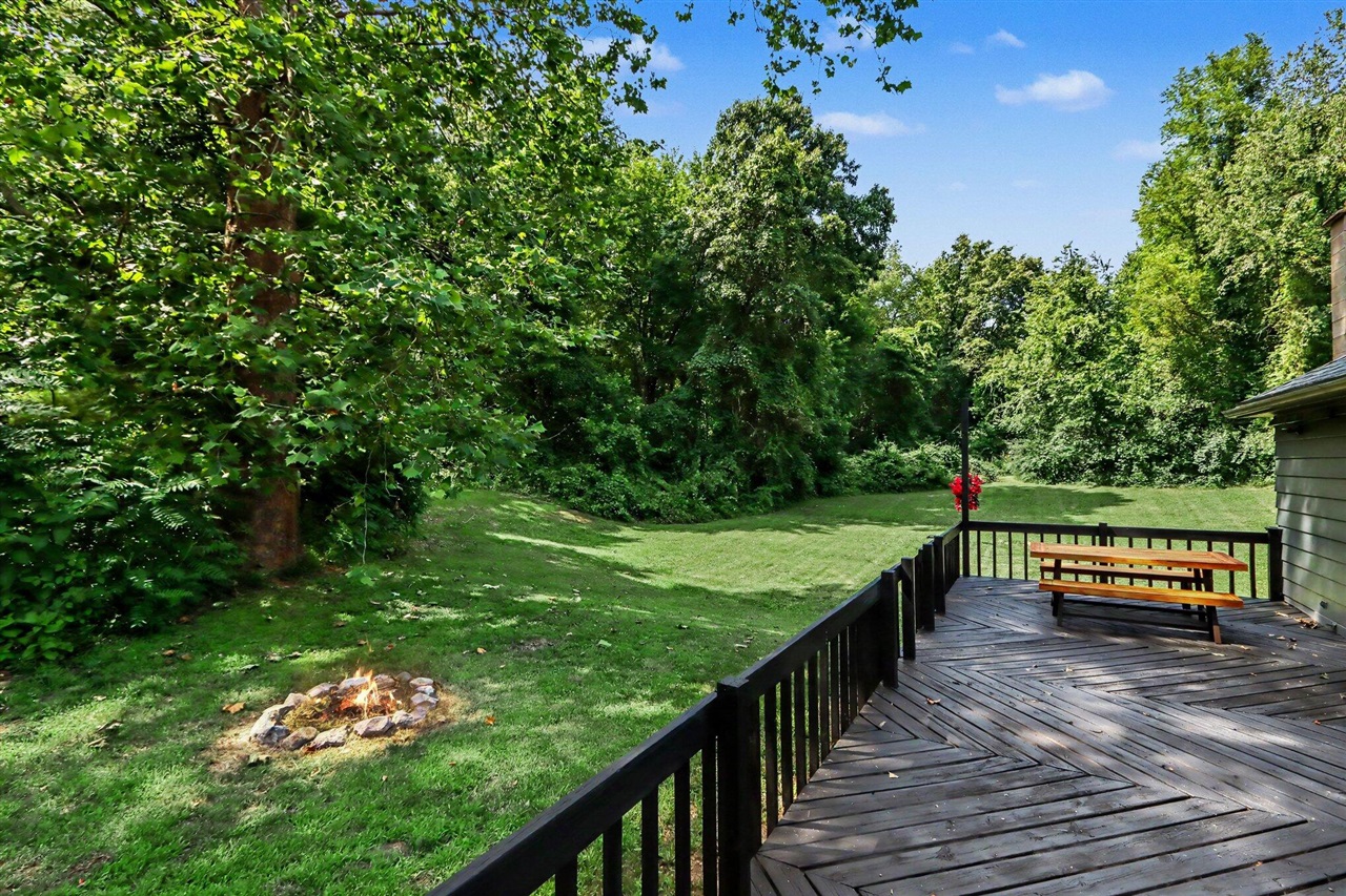 15068 Millard Road Property Photo 24