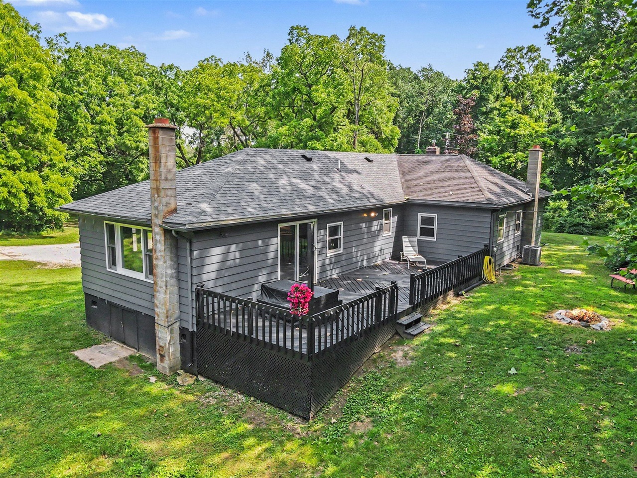 15068 Millard Road Property Photo 29