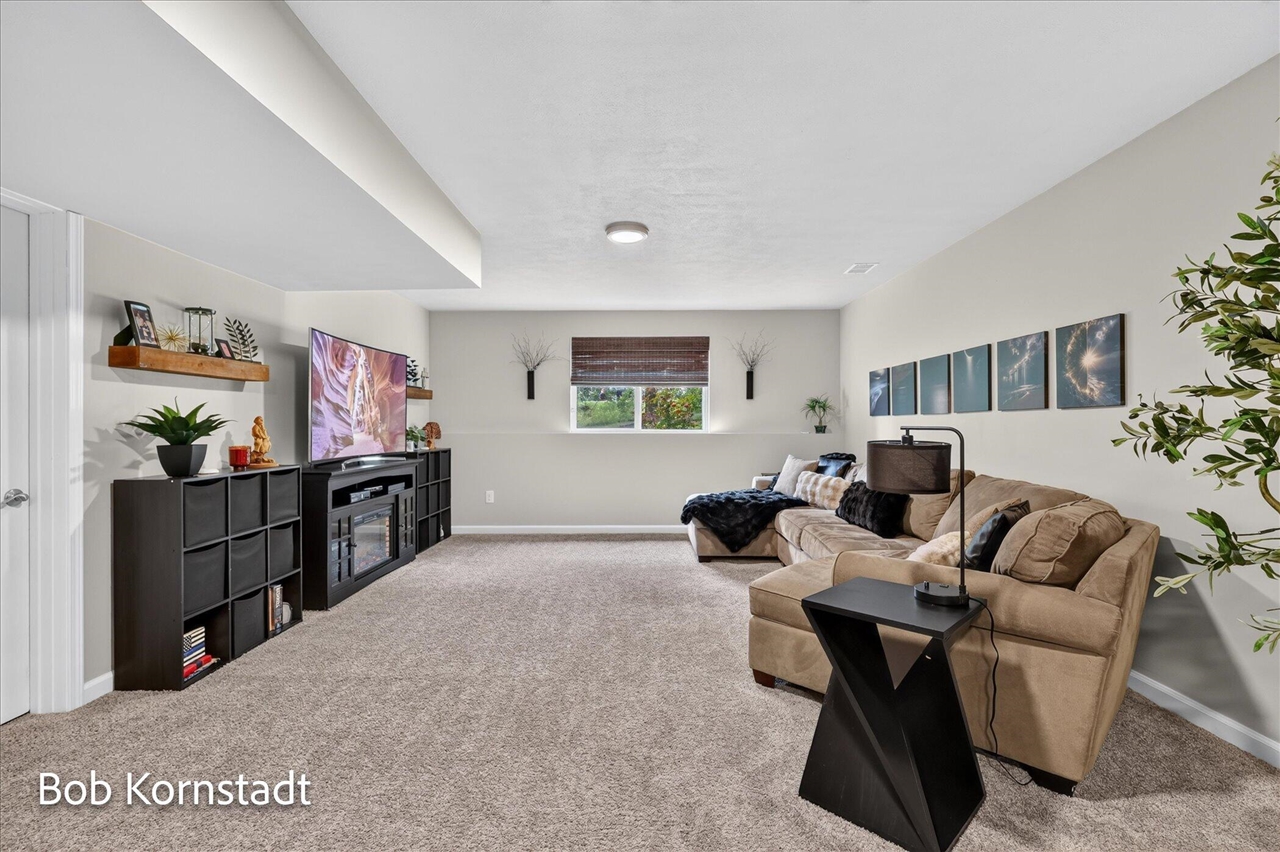 8059 Buttrick Ridge Trail Property Photo 37