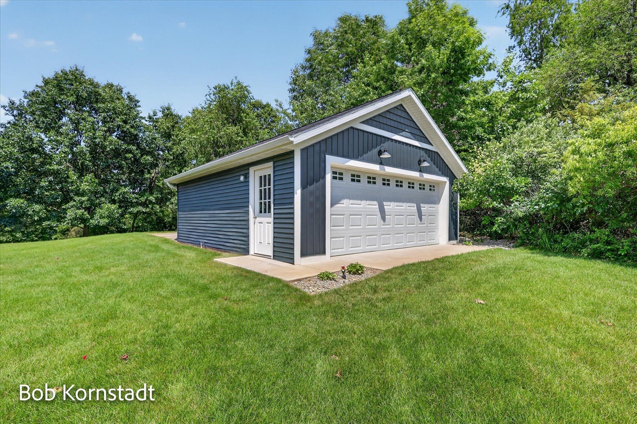 8059 Buttrick Ridge Trail Property Photo 45